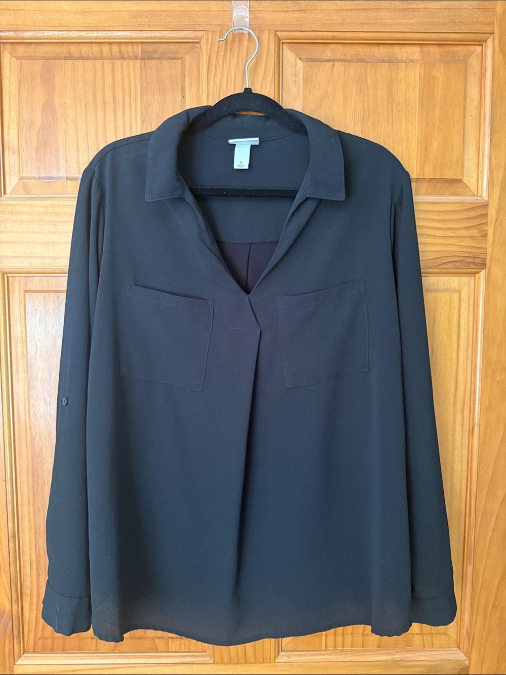 Ava & Viv Black Long-Sleeve Collared Blouse